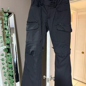 Burton Black Women’s Cargo Snow Pants with Zip Pockets